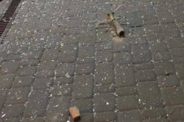 В Киеве ЧП: из гранатомета расстреляли банк в центре города 