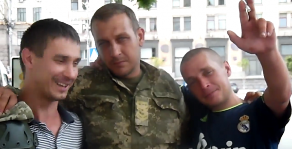 Бойцы ВСУ дебоширят на улицах