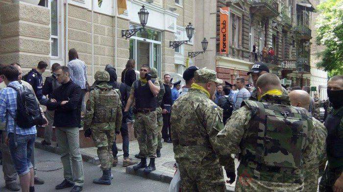 В Днепропетровской области исчезают люди: боевики в камуфляже ловят «сепаратистов» прямо на улицах