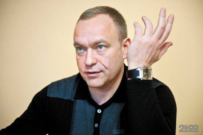 Кто бросил гранату?