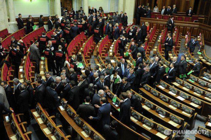 Исключенные из фракции «Самопомощь» народные депутаты перебежали в «Блок Петра Порошенко»