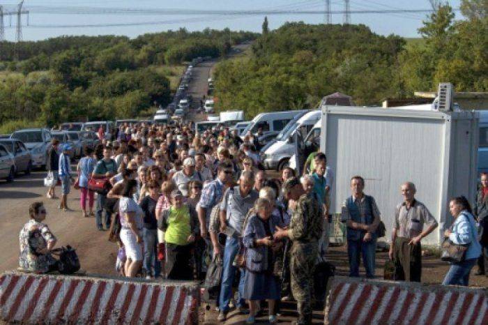 Очереди на блок-постах ДНР станут длиннее