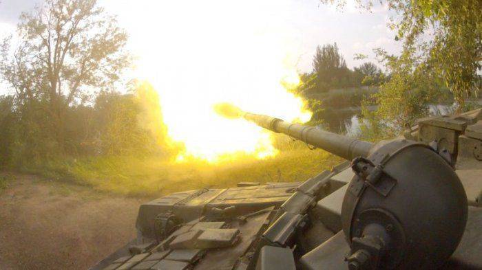 Хроники "перемирия": за Спартак идут бои, танки ВСУ накрывают Трудовские  