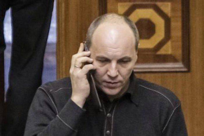 Украина пытается отвлечь мир от Сирии