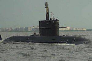 Топ-10 уникальных подводных лодок в мире