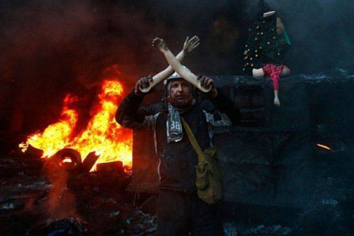 Радикалов загоняют под плинтус. Народ увлеченно жует попкорн