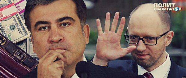 Саакашвили: Яценюк гребёт бабки лопатой и не хочет уходить в отставку