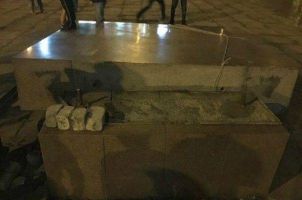 Ленины в Киеве закончились, на очереди генералы освобождавшие Киев от фашистов