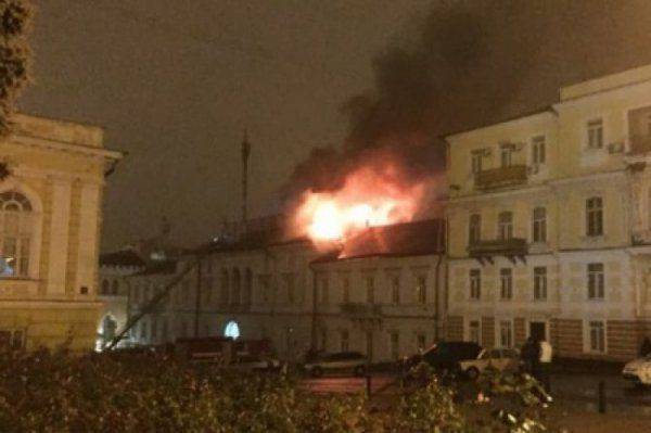 В Одессе сожгли волонтерский центр: Патриотов выкуривают?