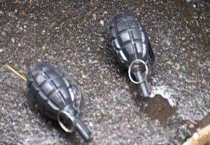 В Киеве задержали юношу, который нес на Майдан гранаты и пистолеты