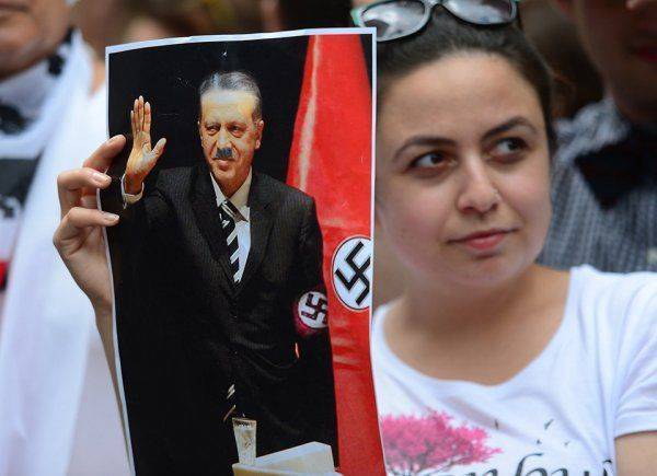 Запад борется с ИГИЛ так же, как с Гитлером