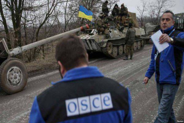 ВСУ вывели из мест хранения в ЛНР 4 САУ, 5 буксируемых гаубиц и 8 ПТРК 