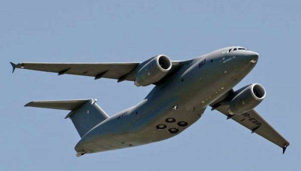 Постыдные герои Украины: "Антонов" отказался именовать самолет АН-178 "Бандерой"  