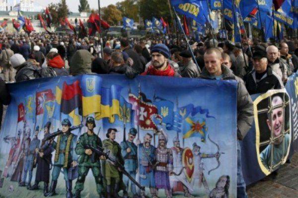 Украину превратили в колхоз: переворот ставил целью уничтожить промышленность страны 