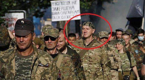 Бандеровцы, уе***й отсюда! — Жители Одессы избили боевика ОУН