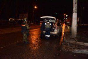 Нацгвардия и полиция «профилактически» запугивают Мариуполь: на улицах города наряды с бронетехникой