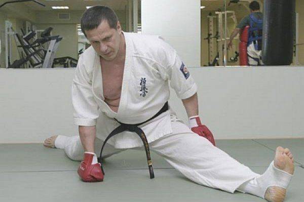 Конфуз в Давосе: Вице-премьер России помял Порошенко и костюм  