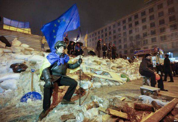 "Майдан" как прообраз: за два года нормальную страну превратили в помойку  