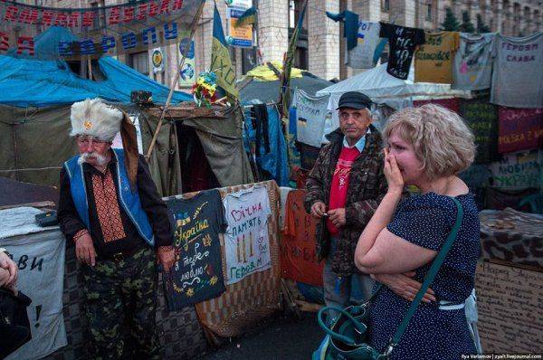 "Майдан" как прообраз: за два года нормальную страну превратили в помойку  