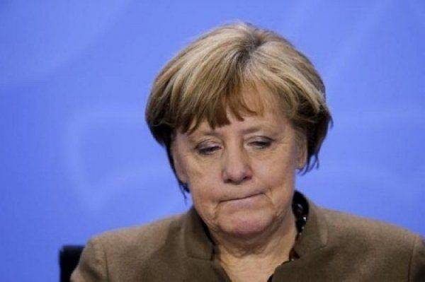 Сказки тетушки Меркель: Канцелерин обещает вернуть беженцев назад 
