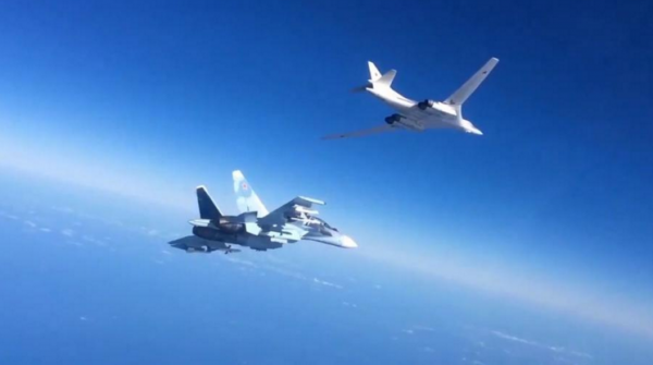 Немецкий генерал: ВКС РФ дают понять, что действуют по запросу легитимного правительства Сирии