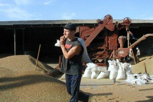  Дохазяйнувалися: хлеба нет, остались только зрелища…