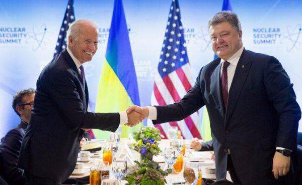 Миллиард за голову Яценюка: В Вашингтоне рассказали, когда МВФ начнет давать Украине деньги