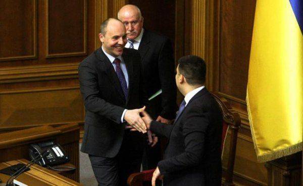 Киев снова целится себе в ногу