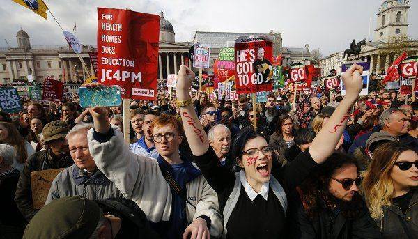 Конец "европейского социализма"