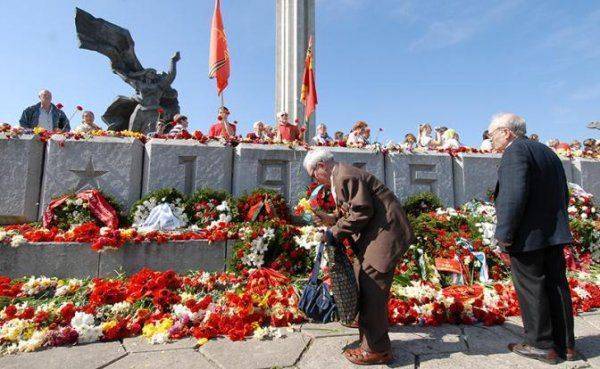 «В следующем году — в Советском Союзе»