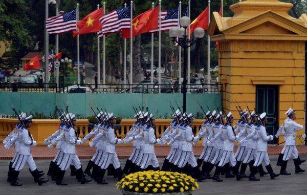 США усиливают Вьетнам против Китая