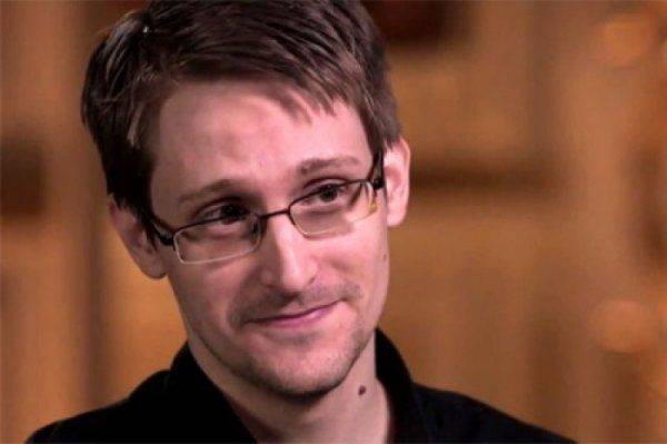 Немецкий Бундестаг: Сноуден – российский агент