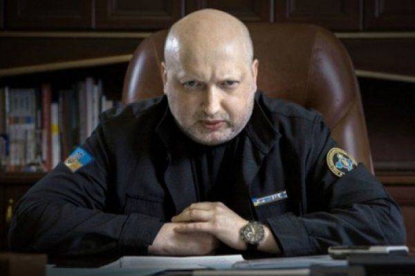 «Кровавый пастор» Турчинов жалуется что ему нечем бомбить Донбасс