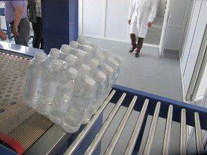 В Бурятии запущен первая линия завода по розливу байкальской воды