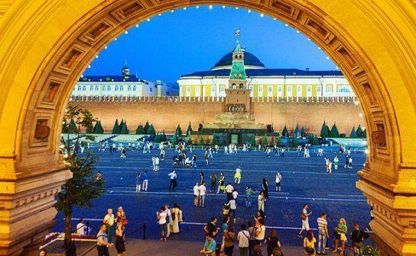 Право на страну