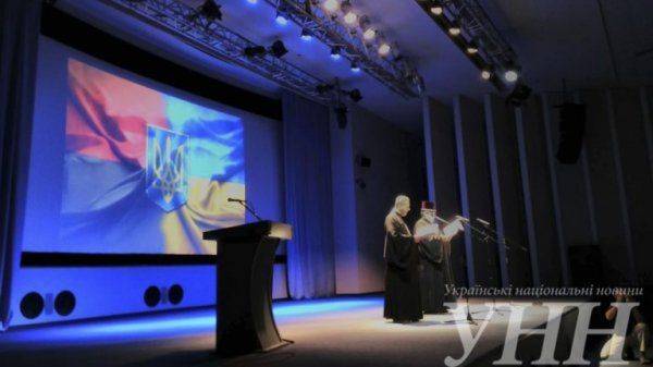 В Киеве помпезно и не стесняясь отметили 75-ю годовщину образования союзной Гитлеру “Украинской державы”