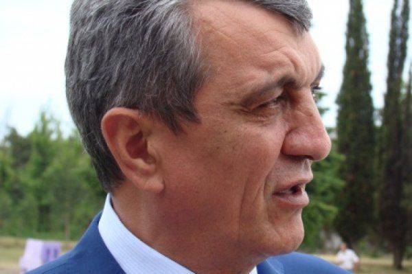 Севастопольский губернатор не верит в российский выбор Крыма?  