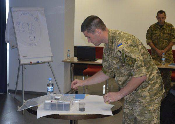 Опять заграничные гости учат украинцев чему-нибудь и как-нибудь