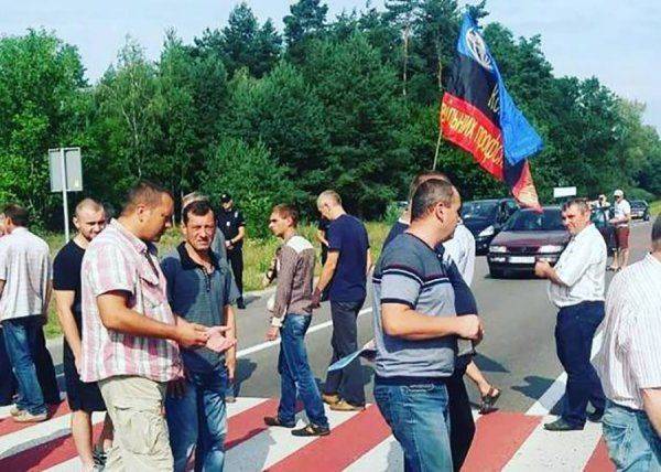 Шахтерский бунт, в чьих карманах осели их зарплаты?