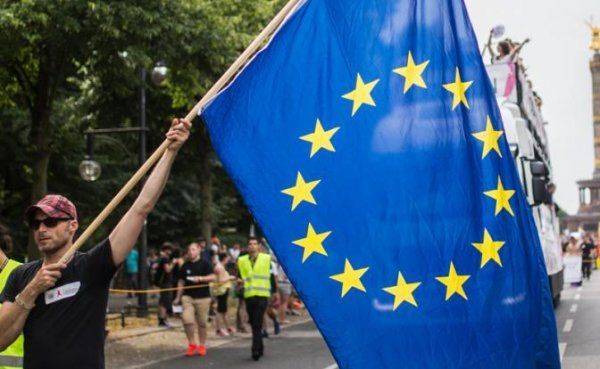 Евросоюз защитит свою автономию от США