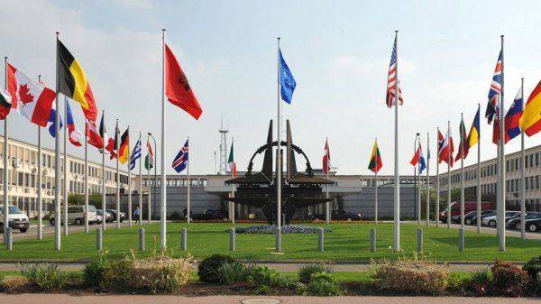 Успеть до 2018: Вероятный сценарий войны США и России