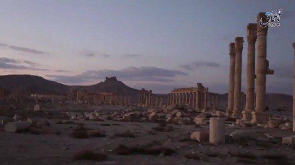 Бои за авиабазу Тияс