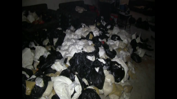 В Алеппо обнаружены склады с провизией из США