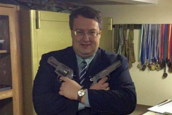 Сакральное сало. СБУ устроило инсценировку покушения на Антона Геращенко