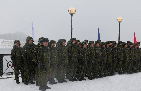 Западный военный округ поздравил Ивангород с 23 февраля