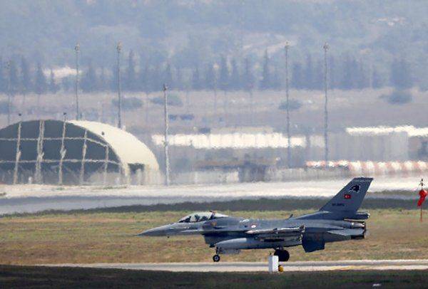 «В ходе чисток удар пришелся по "атлантистам"»