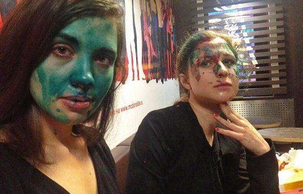 Как Алексей Навальный примерял на себя личины ЧК-ста, Террориста и Зелёного Слоника