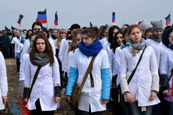 В ДНР сегодня на сбор прибыло 27000 резервистов