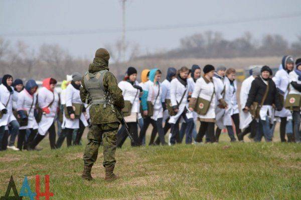 В ДНР сегодня на сбор прибыло 27000 резервистов