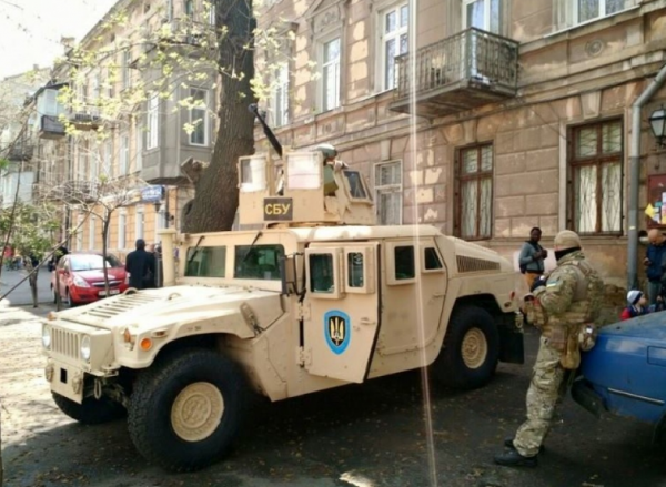 Меняя мокрые шаровары…